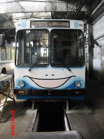 В Мариуполе появился необычный троллейбус