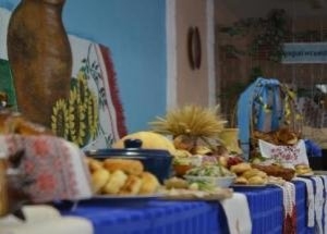 В Мариуполе детей в школе будут баловать греческой кухней