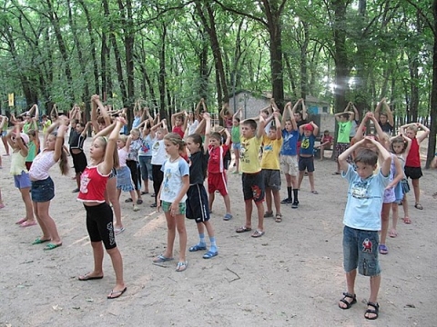 Дети славянских бюджетников поедут отдыхать за счет горсовета
