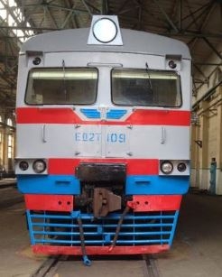"Донецкая железная дорога" обновит 15 пригородных поездов