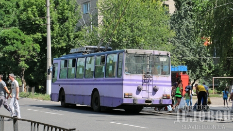 Жителей Славянска возят не эстетичные троллейбусы
