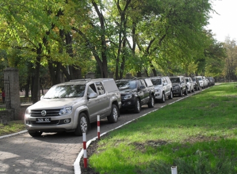 Краматорским пограничникам подарили 50 бронированных автомобилей