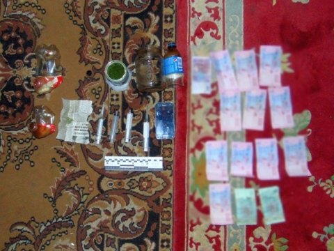 В Бахмуте мать двоих малолетних детей торговала наркотиками
