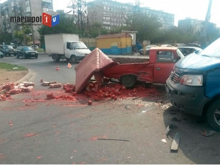 В Мариуполе произошло необычное ДТП