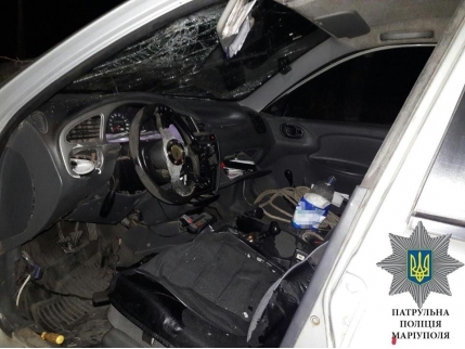 В Мариуполе пьяный водитель разбитого авто пытался выдать себя за пассажира