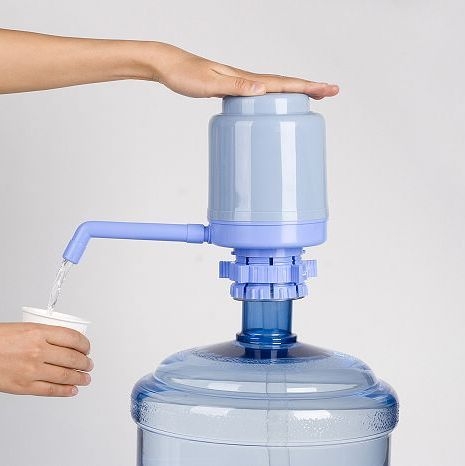 Мариупольских школьников обеспечат бесплатной питьевой водой