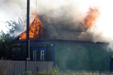 Во время пожара в Доброполье погиб человек