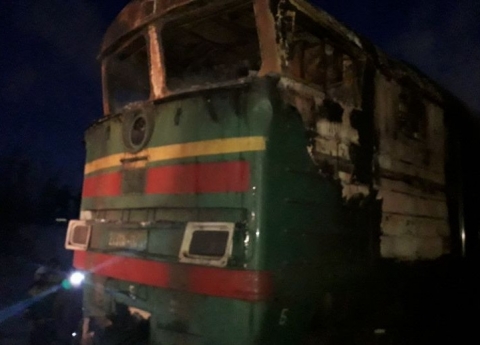 В Бахмутском районе горел товарный поезд с серной кислотой и углем