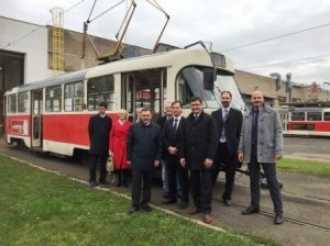 Мариуполю подарили чешские трамваи