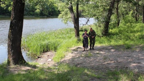 В Святогорске на берегу реки нашли окровавленное тело