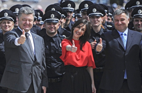 Президент даст старт патрульной полиции на Донбассе