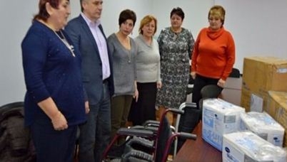 Благотворительный фонд из Испании активно помогает переселенцам их Донбасса