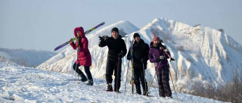 На Карачуне любители активного отдыха проложили горнолыжные спуски