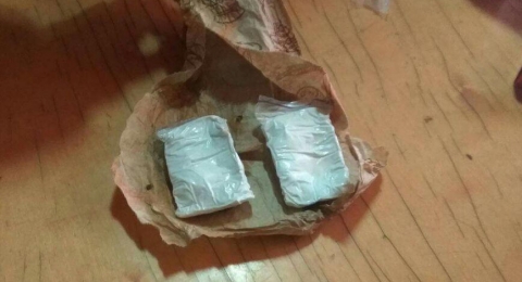 В Мариуполе на железнодорожном вокзале полицейские изъяли амфетамин у 18-летнего «курьера»