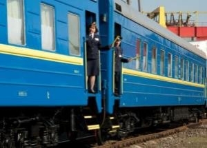Движение поезда "Мариуполь-Киев" ускорят на несколько часов