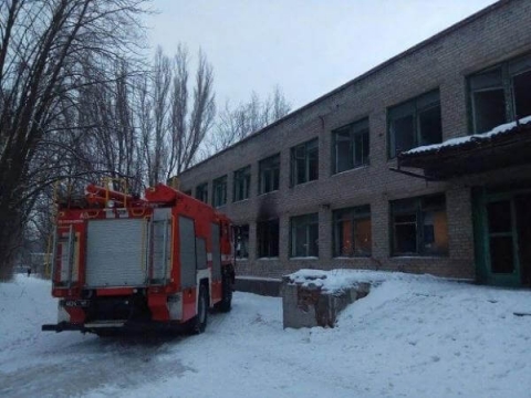 В Константиновке горело здание бывшей школы