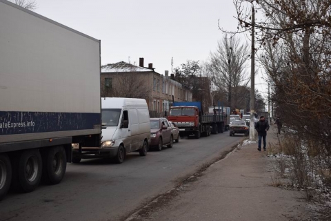 Жители Славянска перекрыли одну из дорог города 