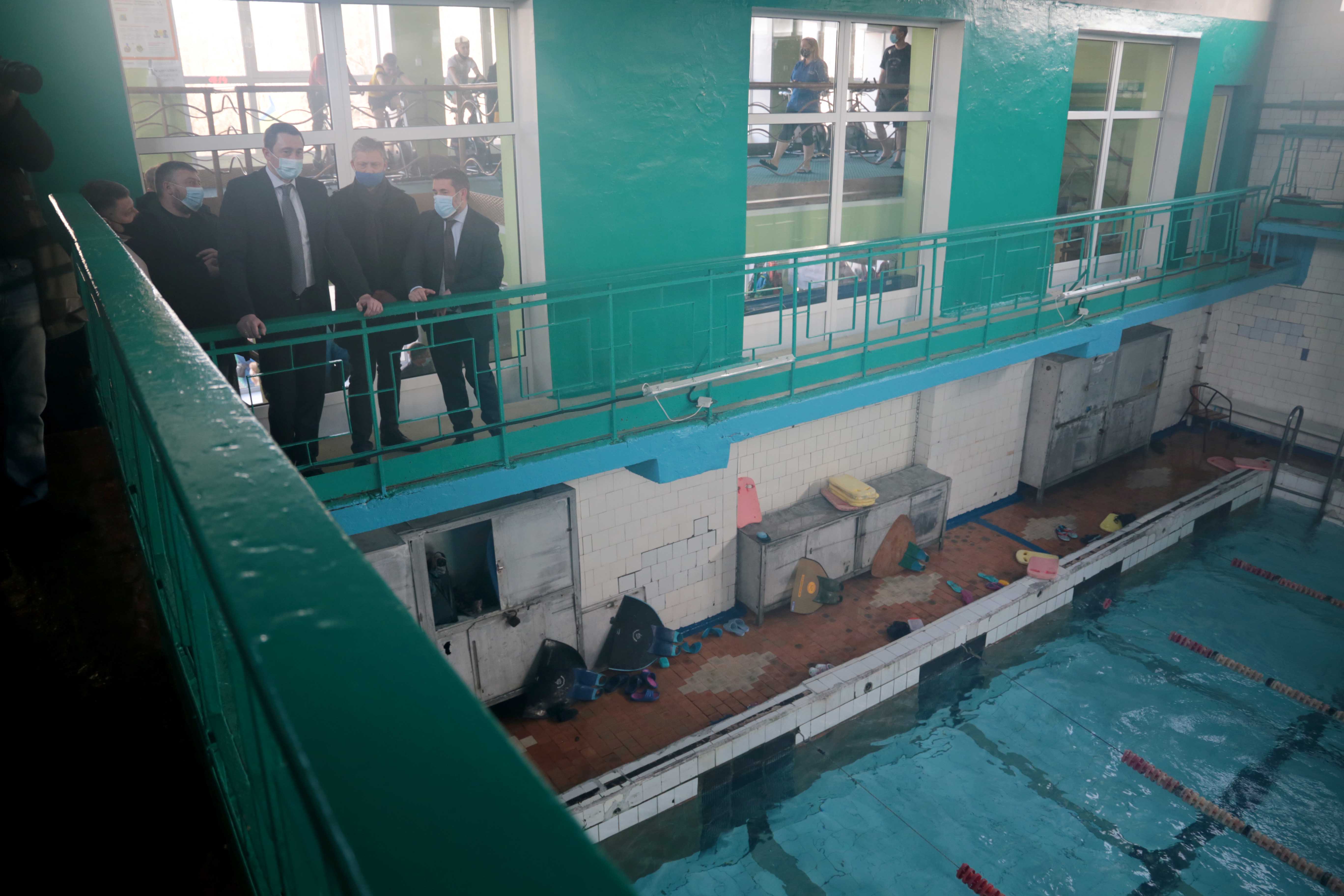 Фонд регионального развития дает деньги на ремонт бассейна в Северодонецке