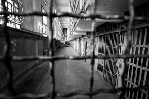 У Маріуполі жінку, яка вбила свою знайому, засуджено до 9 років за ґратами 