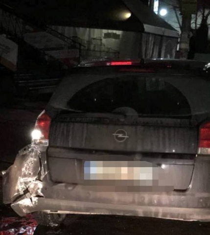 В Славянске на машине с иностранными номерами катался пьяный водитель