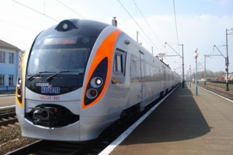 Поезда на Константиновку и Харьков изменят свои маршруты