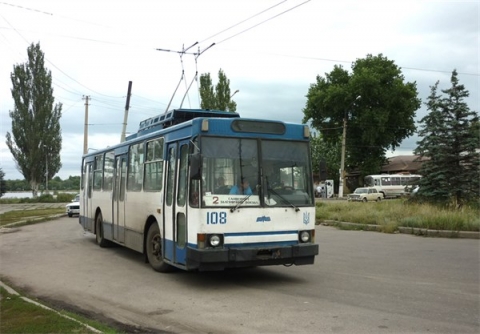 Троллейбусы в Славянске приняли эстетический вид