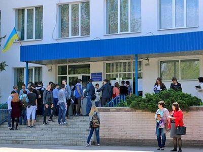 В Славянске увеличилось число школьников