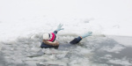 В Доброполье школьники спасли ребенка, провалившегося под лед