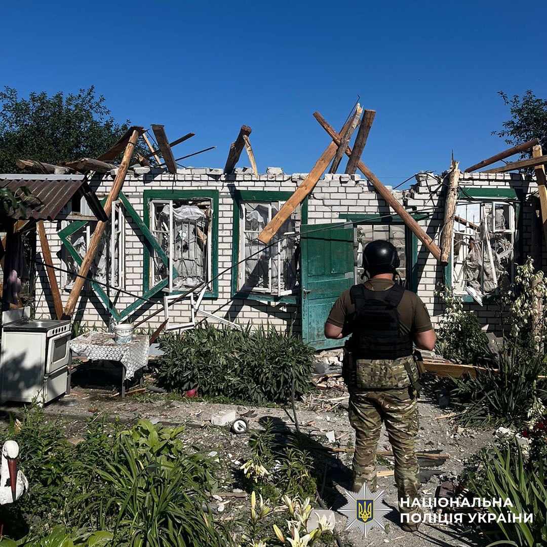 Зведення за добу: на Донеччині дві людини загинули і дві зазнали поранень Зведення за добу: на Донеччині дві людини загинули і дві зазнали поранень