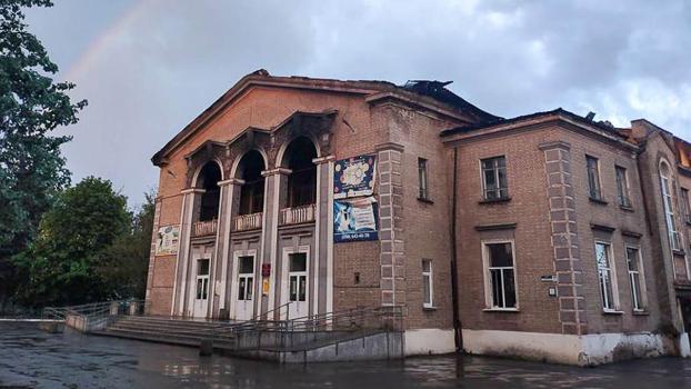 Судьба сгоревшего в Славянске культучреждения будет вскоре решена