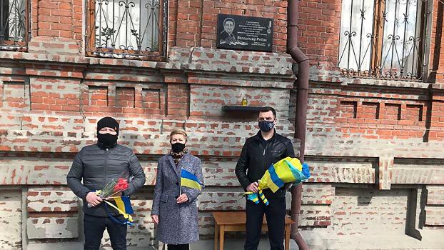 В Славянске почтили память  Героя Украины Владимира Рыбака
