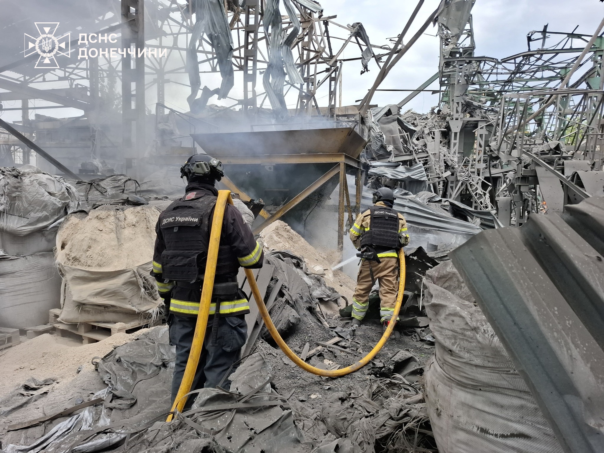 На Донеччині за добу 5 жителів загинули та 9 отримали поранення На Донеччині за добу 5 жителів загинули та 9 отримали поранення