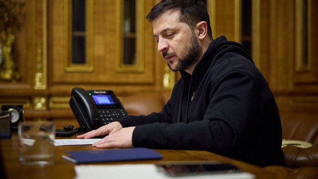 Зеленський підписав закон про пріоритетне право на компенсацію за знищене житло ВПО