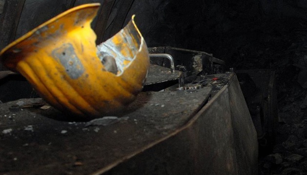 В Мирнограде на шахте погиб горняк
