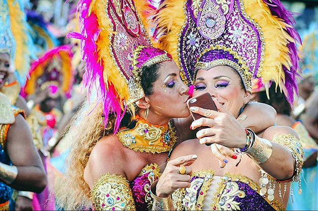 Коронавирус отменил карнавал в Бразилии