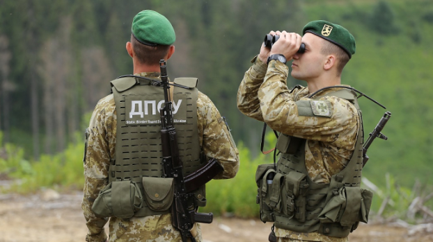 Сотрудники СБУ, напавшие на пограничников, отстранены от службы Сотрудники СБУ, напавшие на пограничников, отстранены от службы