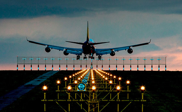 Планы по возобновлению авиасообщения озвучили в Кабинете министров Украины