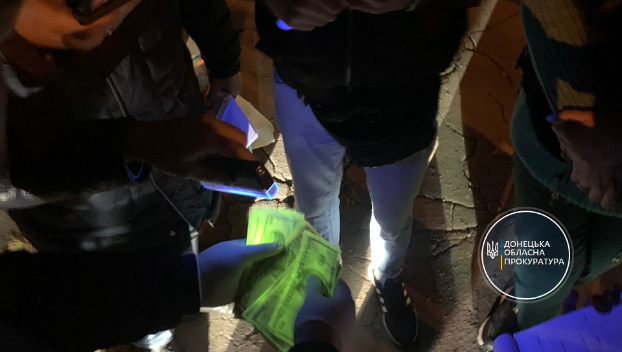 В Мариуполе полицейский разоблачен на получении взятки