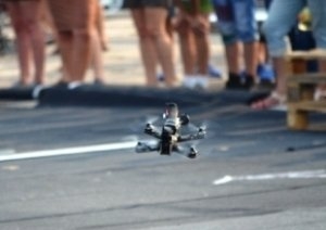 В Мариуполе состоялись гонки на дронах