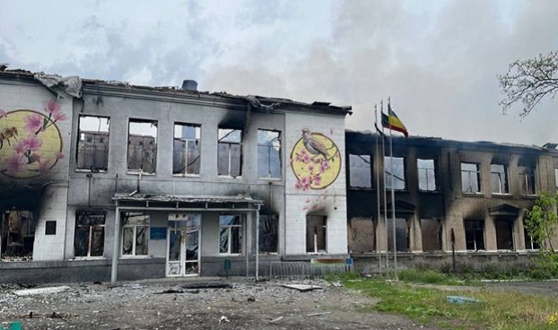 Сегодня ночью была обстреляна фосфорными боеприпасами школа № 1 в Авдеевке