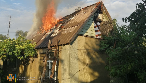 В Мариуполе ликвидированы пожары в летней кухне и на полигоне ТБО