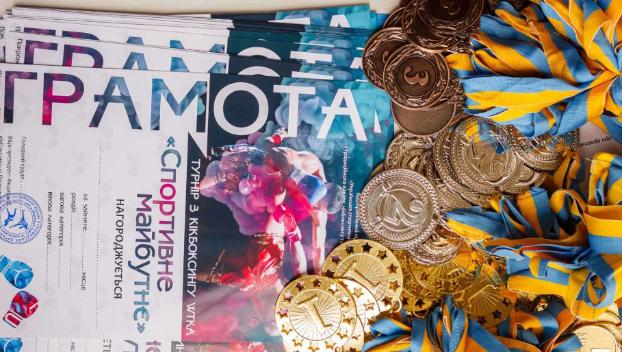 В соревнованиях по кикбоксингу в Покровске определились участники Чемпионата Украины