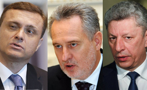 Бойко, Фирташ, Левочкин: Как олигархи заработали на повышении тарифов на газ