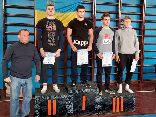 Спортсмены из Селидово победили на чемпионате Донбасса по вольной борьбе