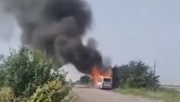 В ОРДО полностью сгорел пассажирский автобус