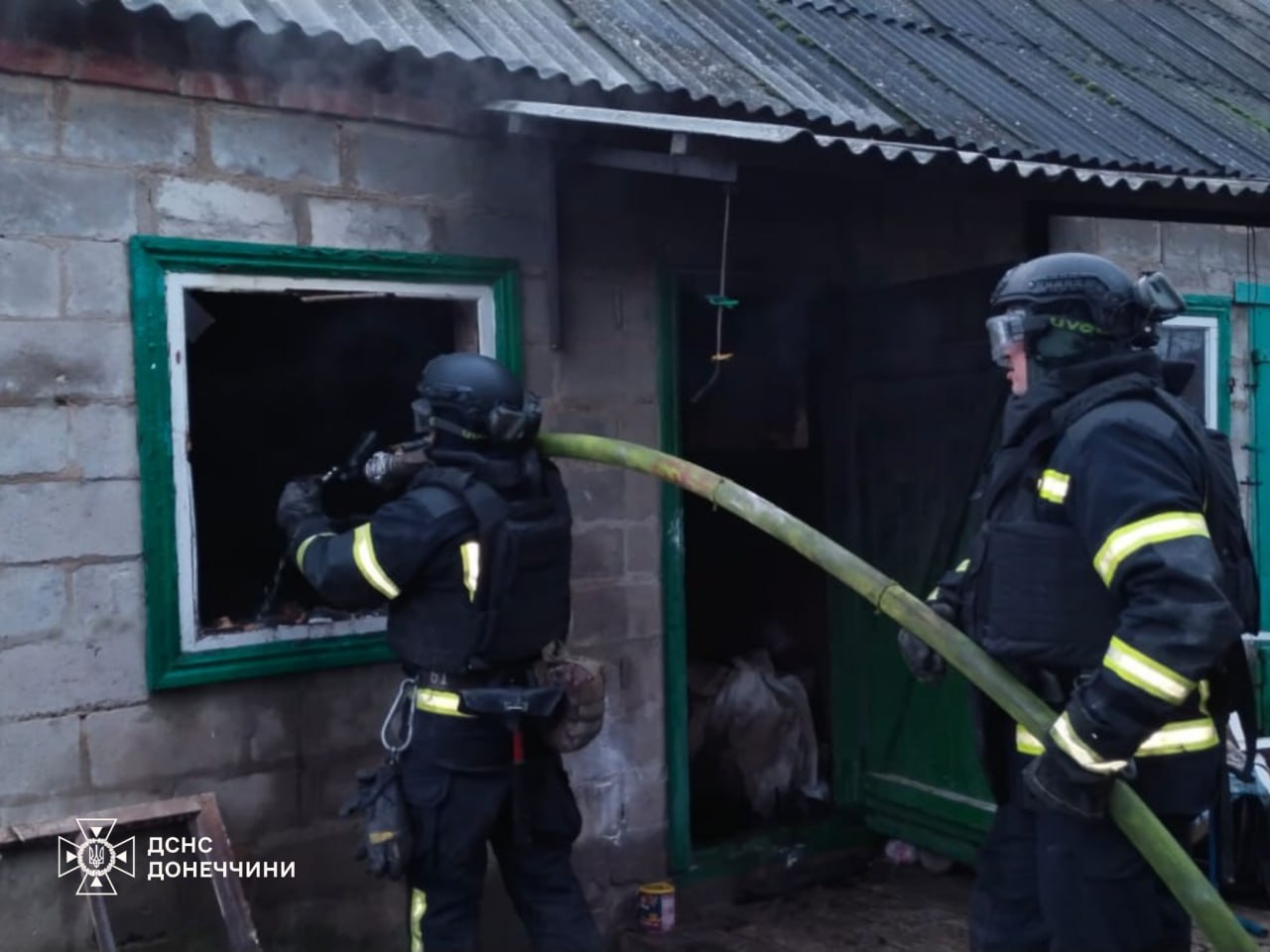 У селищі Олексієво-Дружківка на пожежі загинула жінка У селищі Олексієво-Дружківка на пожежі загинула жінка