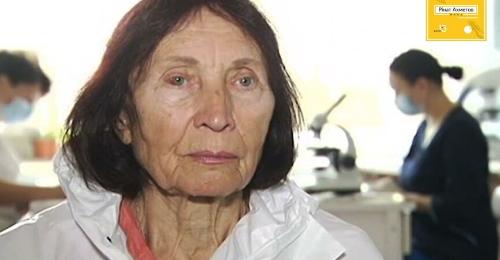 В Константиновке 80-летняя анестезиолог спасает больных коронавирусом