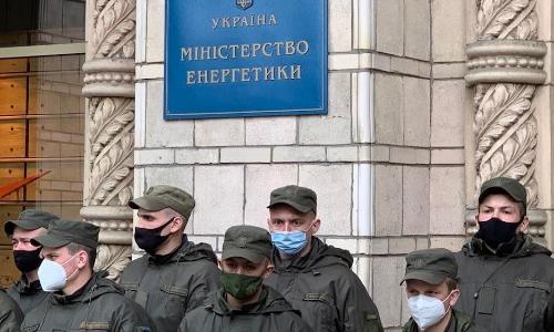 Горнякам выплатят часть долга по зарплатам