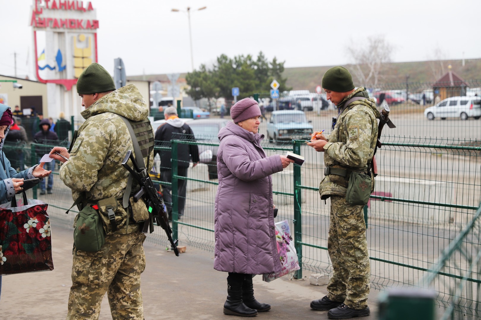 На КПВВ появится возможность отправить сообщение президенту и Кабмину