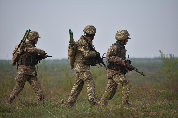 Зона ООС: на Донбассе погиб один боец ВСУ, двое ранены